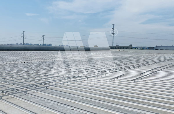 17.5MW！leyu.com彩钢瓦屋顶光伏电站让企业用电无忧